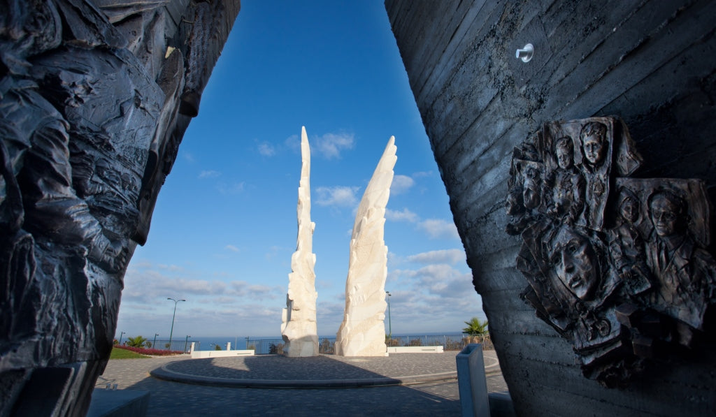 כנפיים - האנדרטה הלאומית לניצחון הצבא האדום על גרמניה הנאצית ולשואה
אנדרטות
הקמת אנדרטה
הקמת אנדרטאות בישראל