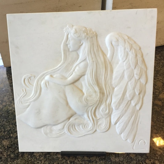 תבליט- מלאך