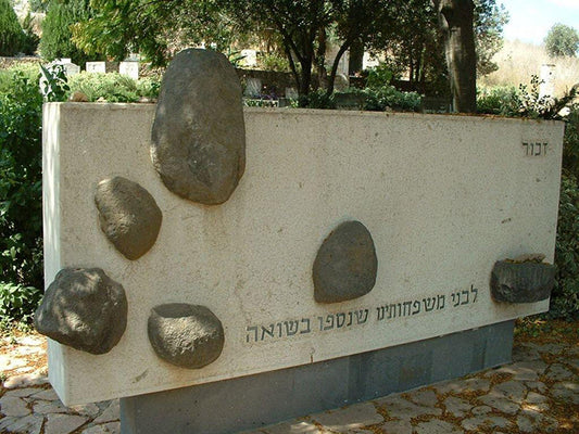 מעברות אנדרטאות